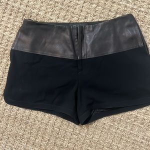 Rag & Bone Napa Leather mixed material shorts Super Cute!